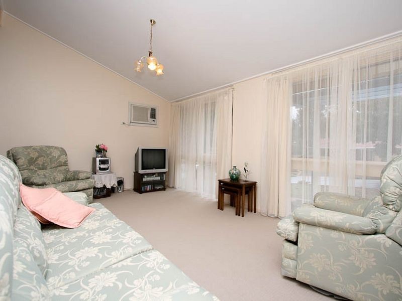 11 Landy Avenue, Gulfview Heights SA 5096