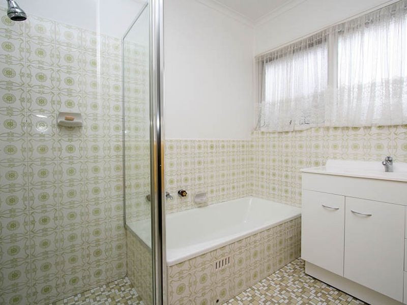 11 Landy Avenue, Gulfview Heights SA 5096