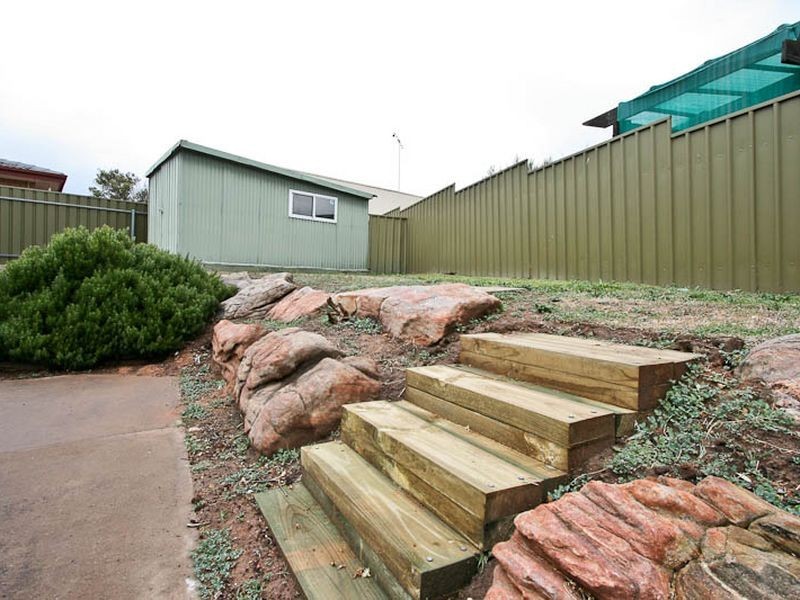 11 Landy Avenue, Gulfview Heights SA 5096