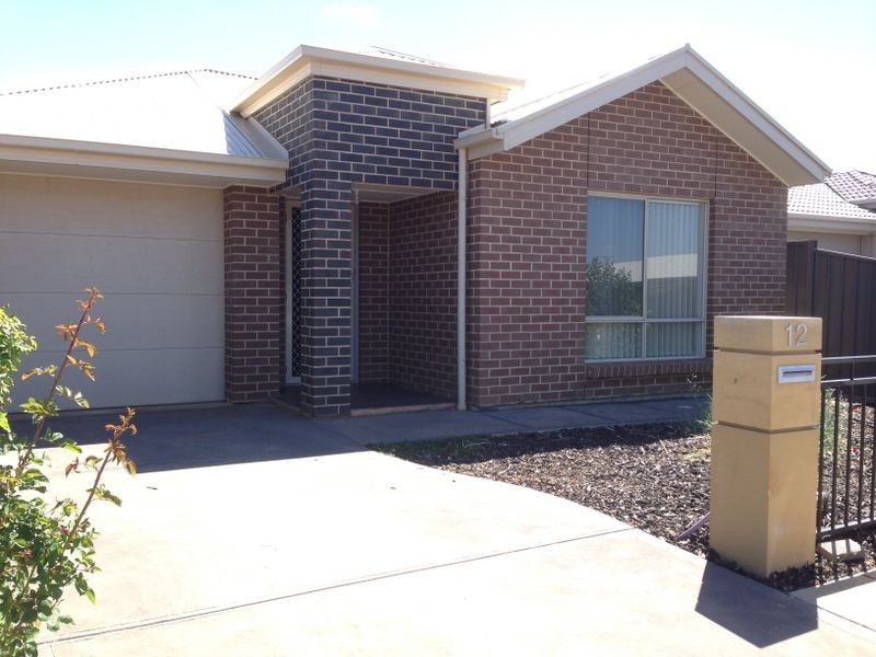 12 Burley Griffen Drive, Andrews Farm SA 5114