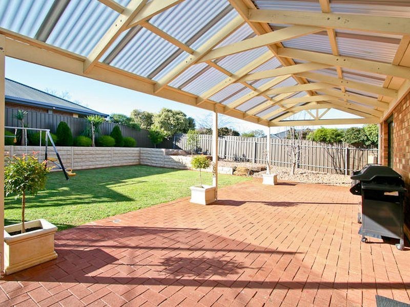 2 Marwick Court, Greenwith SA 5125