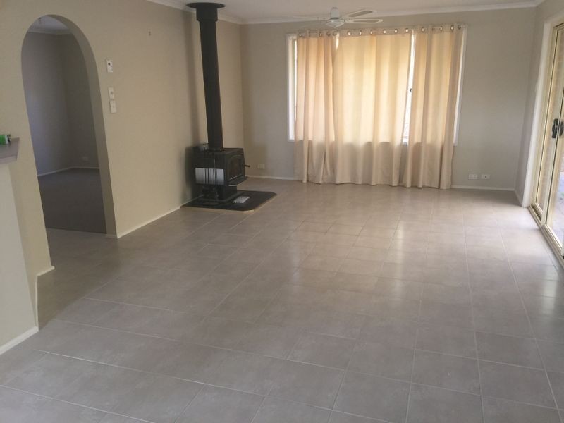 11 Treloar Avenue, Greenwith SA 5125