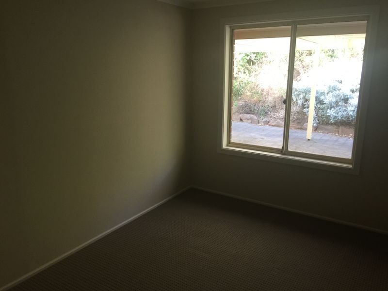 11 Treloar Avenue, Greenwith SA 5125