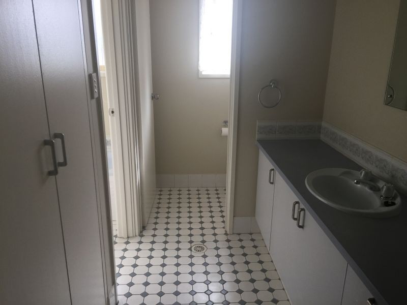 11 Treloar Avenue, Greenwith SA 5125