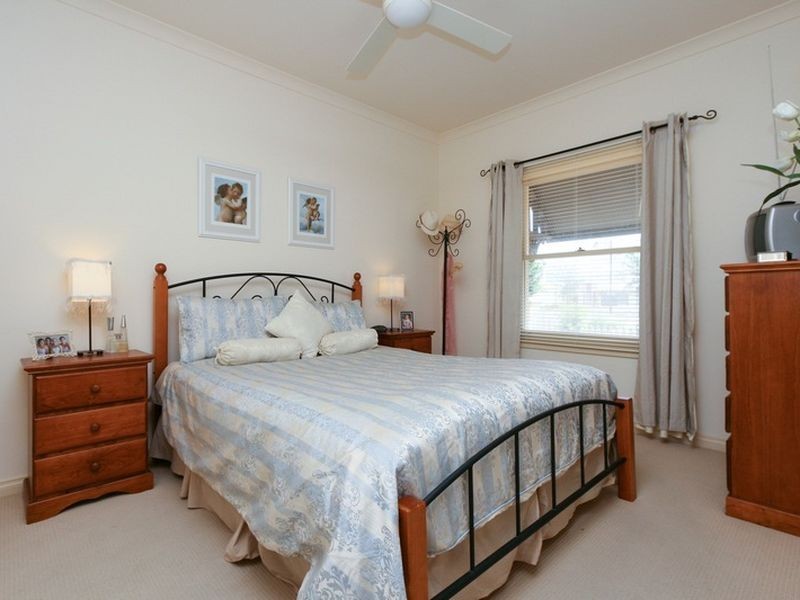 127 Sanctuary Drive, Mawson Lakes SA 5095