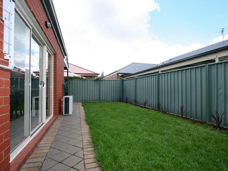 127 Sanctuary Drive, Mawson Lakes SA 5095