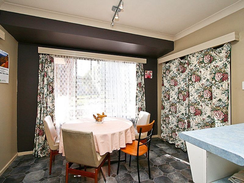 31 Geoffrey Avenue, Valley View SA 5093