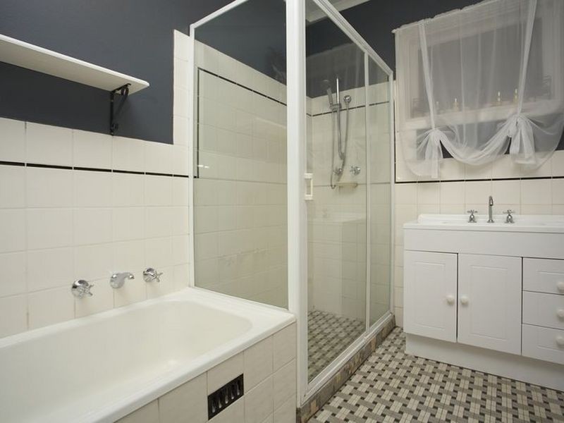 31 Geoffrey Avenue, Valley View SA 5093