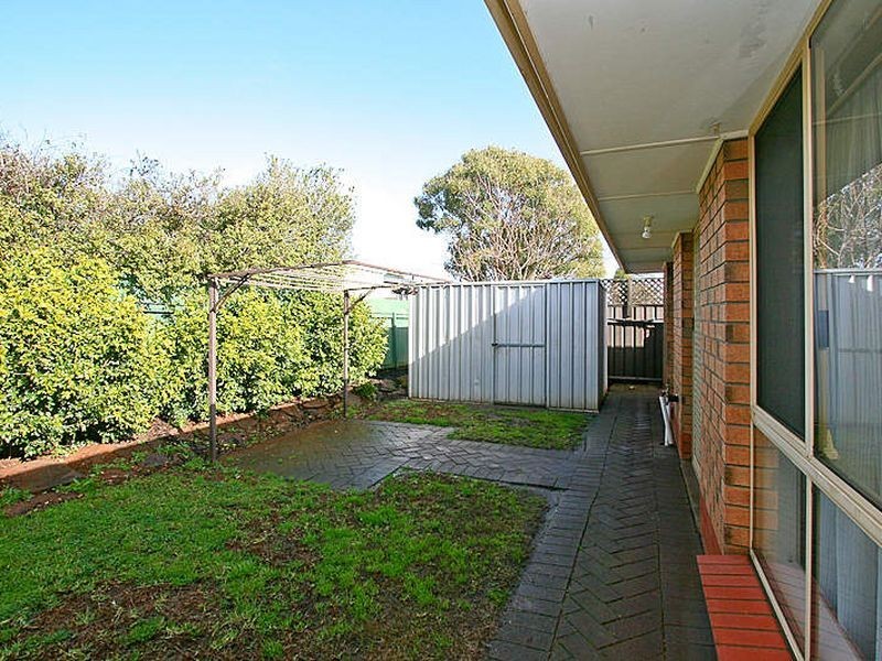12 Colchester Court, Salisbury Heights SA 5109