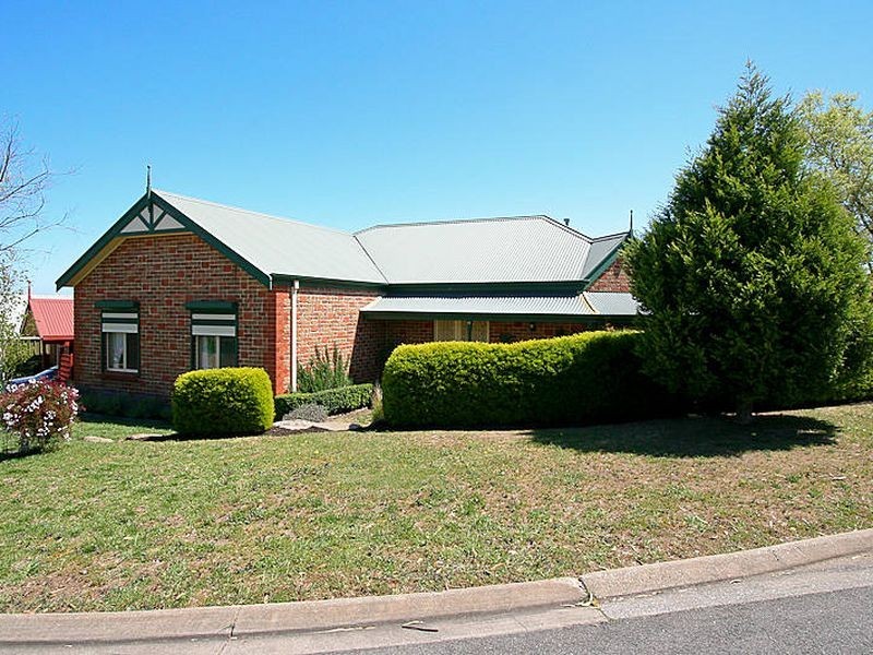 17 Debenham Court, Greenwith SA 5125