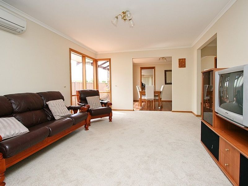 8 Baynes Court, Greenwith SA 5125