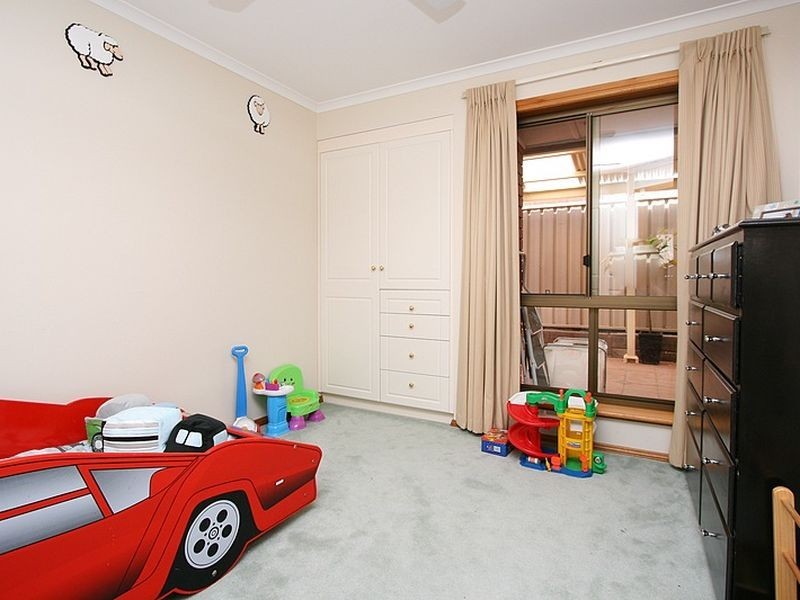 8 Baynes Court, Greenwith SA 5125