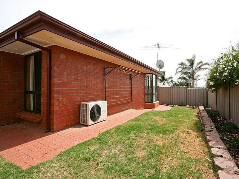 8 Baynes Court, Greenwith SA 5125