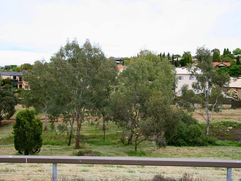 18 Lachlan Street, Greenwith SA 5125