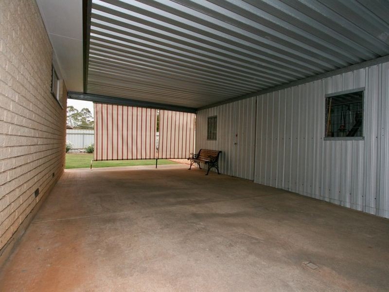 27 Target Hill Road, Salisbury Heights SA 5109