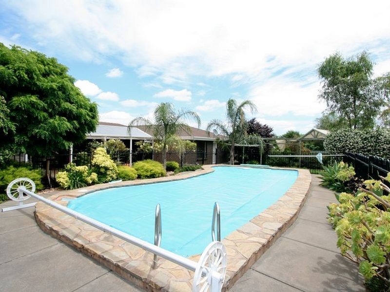 4 Wolomina Court, Salisbury Heights SA 5109