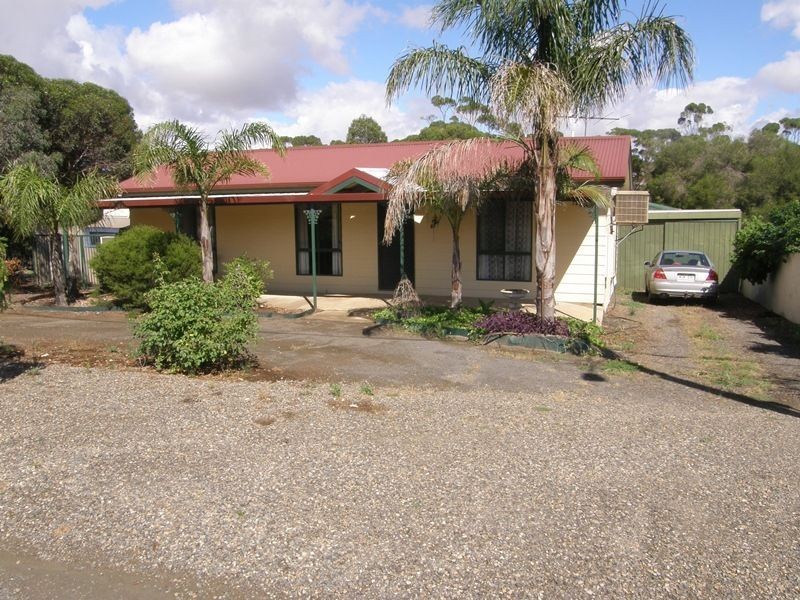 57 Old Adelaide Road, Kapunda SA 5373