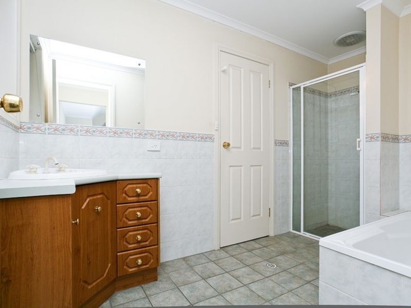 12 Rhode Island Drive, Parafield Gardens SA 5107