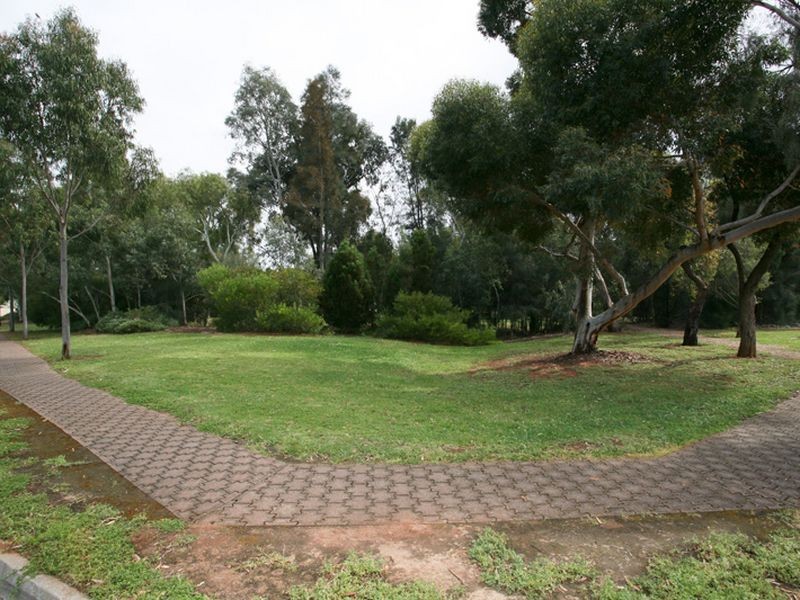 12 Rhode Island Drive, Parafield Gardens SA 5107