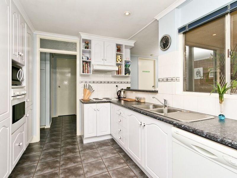 31 Amanda Drive, Surrey Downs SA 5126