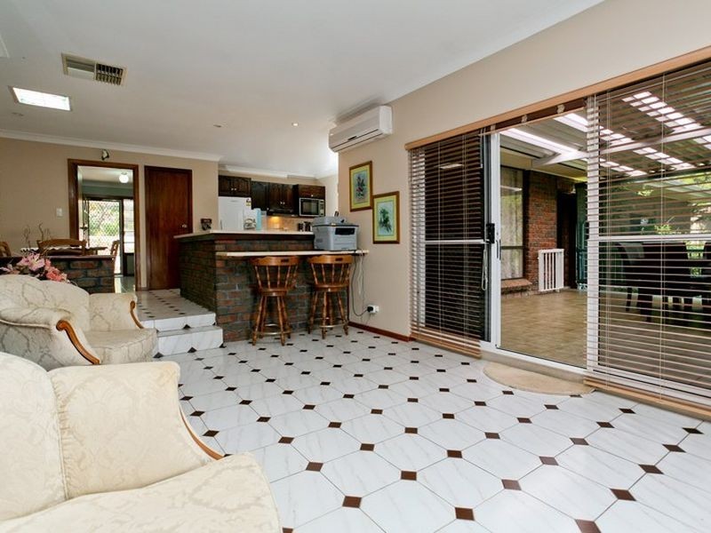 34 Coomurra Drive, Salisbury Heights SA 5109