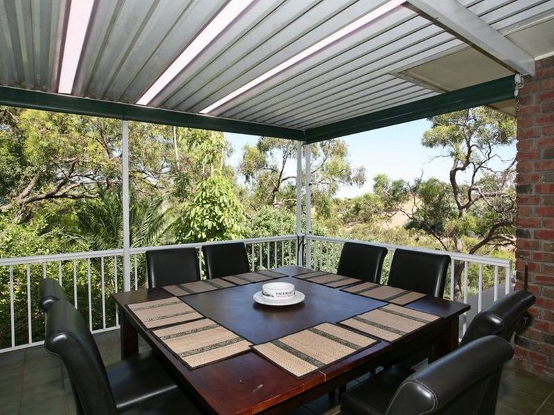 34 Coomurra Drive, Salisbury Heights SA 5109