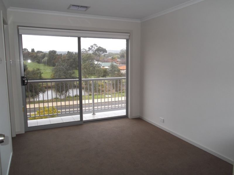 19 Oakridge Circuit, Golden Grove SA 5125