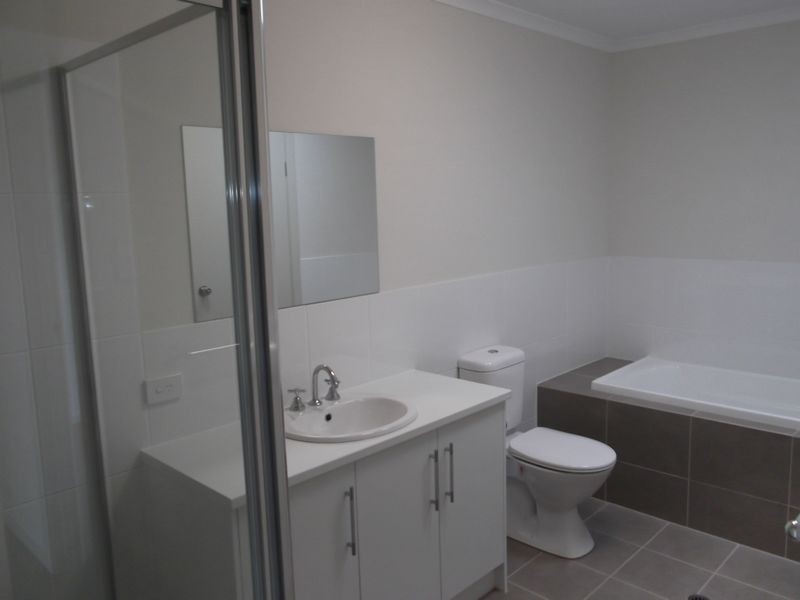 19 Oakridge Circuit, Golden Grove SA 5125