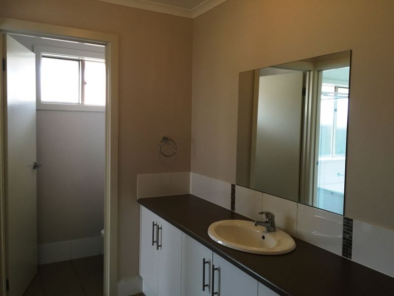 6 Burley Griffen Drive, Andrews Farm SA 5114