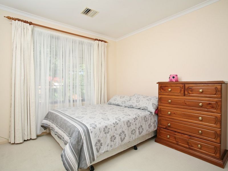 9 Dalinga Court, Salisbury Heights SA 5109