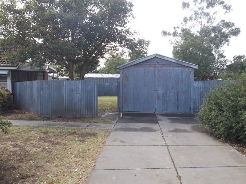 2 Thompson Street, Elizabeth South SA 5112