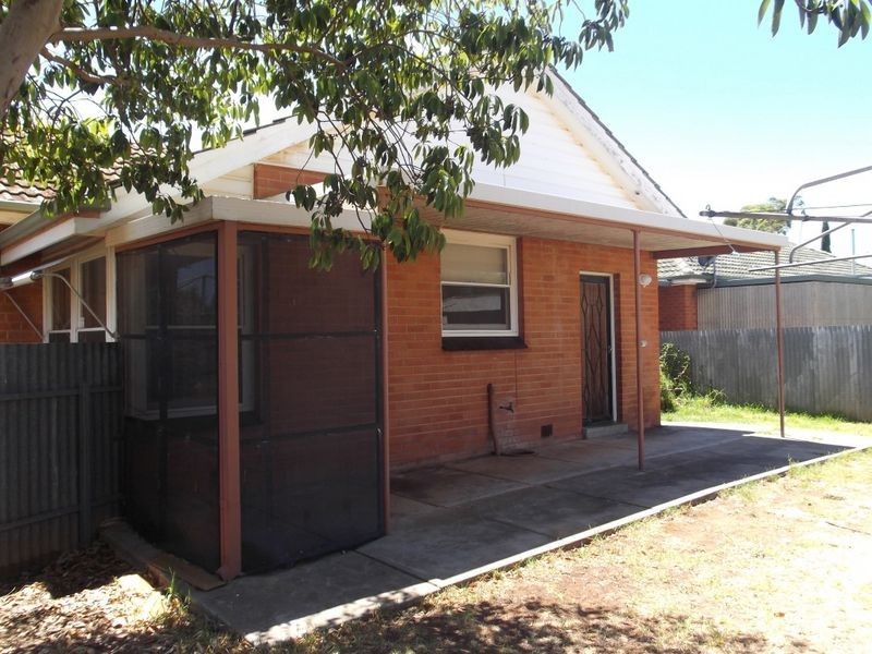 2 Thompson Street, Elizabeth South SA 5112