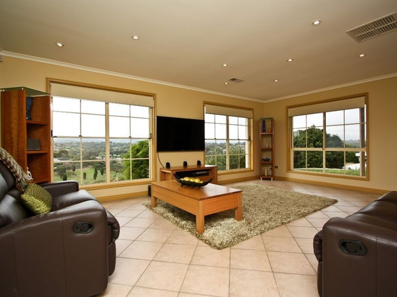 42 Bushmills Street, Greenwith SA 5125