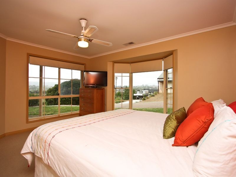 42 Bushmills Street, Greenwith SA 5125