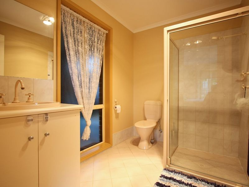 42 Bushmills Street, Greenwith SA 5125