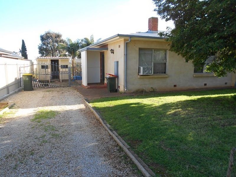 17 Stakes Crescent, Elizabeth Downs SA 5113