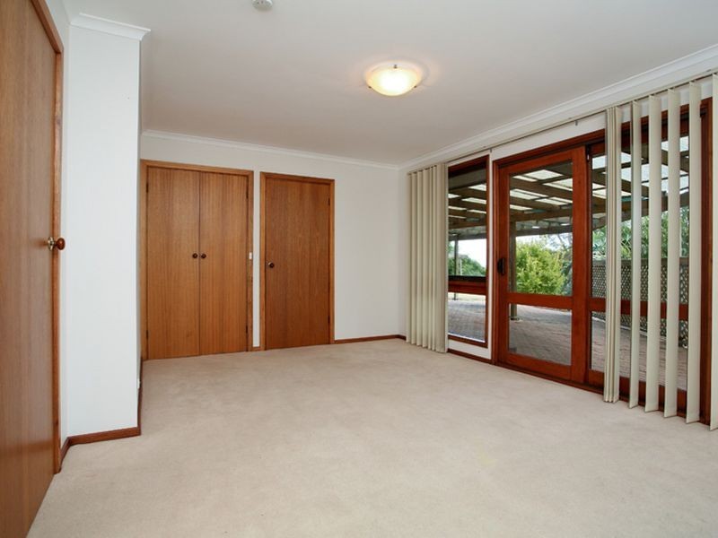 10 Marilyn Court, Salisbury Heights SA 5109