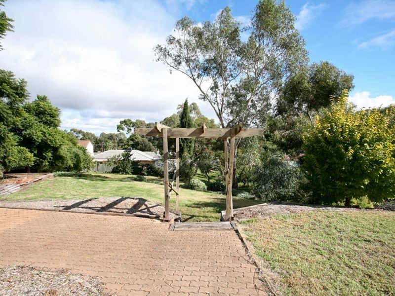 10 Marilyn Court, Salisbury Heights SA 5109