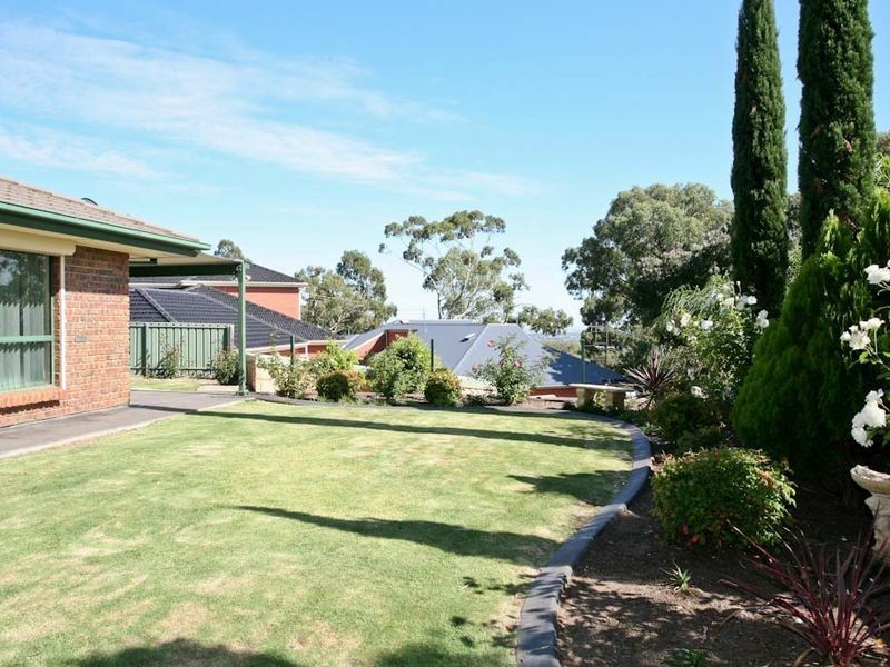 4 Kintyre Road, Woodforde SA 5072