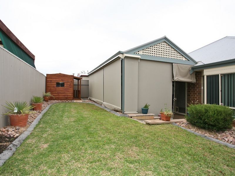 8 Farnell Place, Greenwith SA 5125