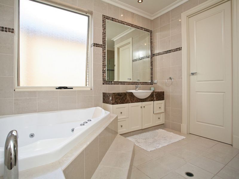 81 Shearwater Drive, Mawson Lakes SA 5095