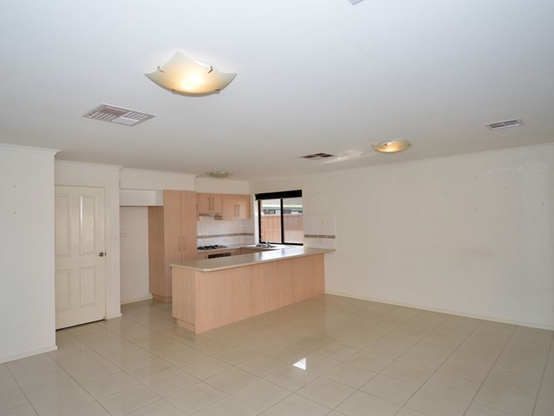 10A Luke Avenue, Salisbury Downs SA 5108