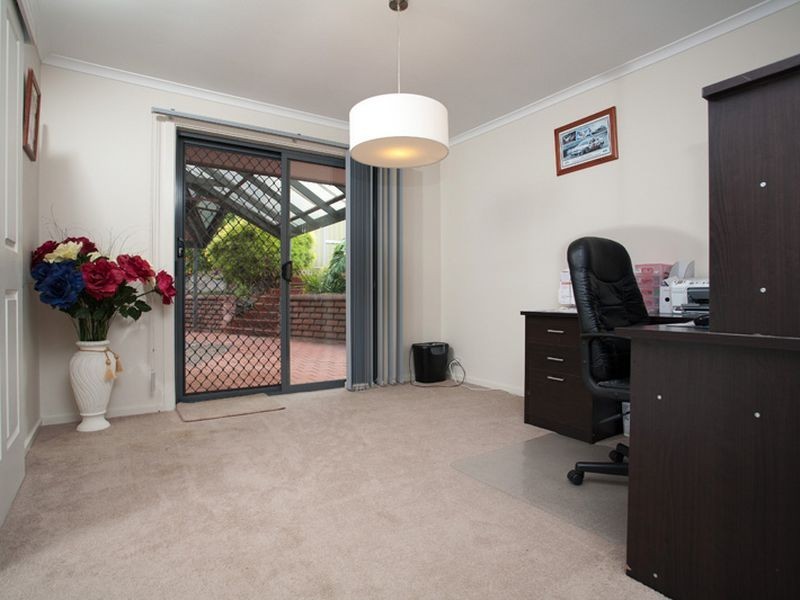 7 Festive Place, Greenwith SA 5125