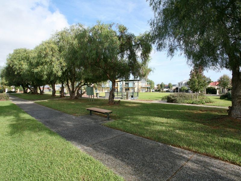 2 Cherry Lane, Mawson Lakes SA 5095