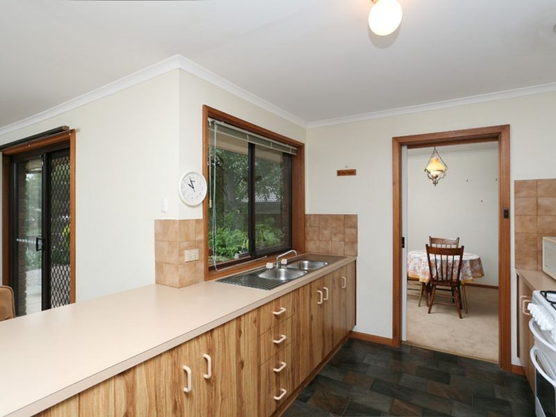 18 John Renwick Place, Modbury Heights SA 5092