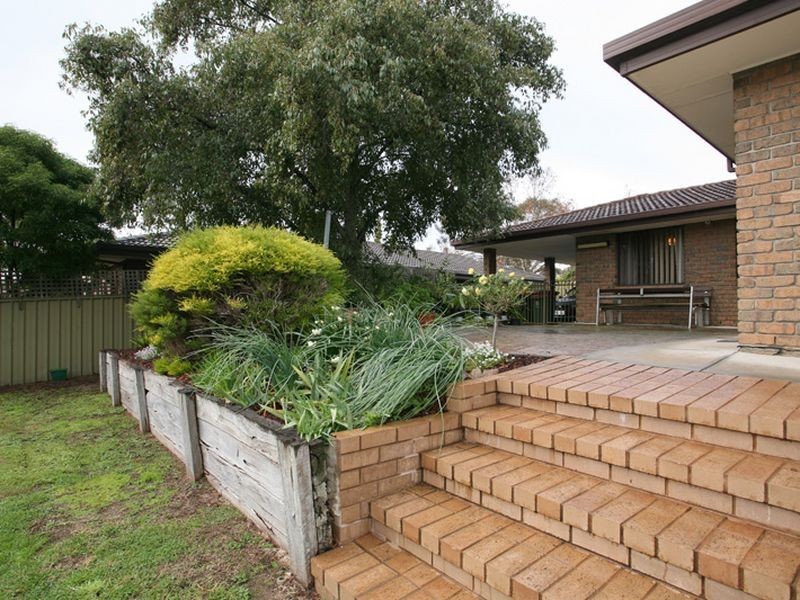 18 John Renwick Place, Modbury Heights SA 5092