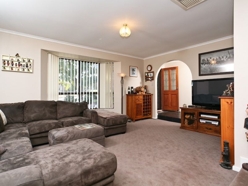 19 Priory Road, Gulfview Heights SA 5096