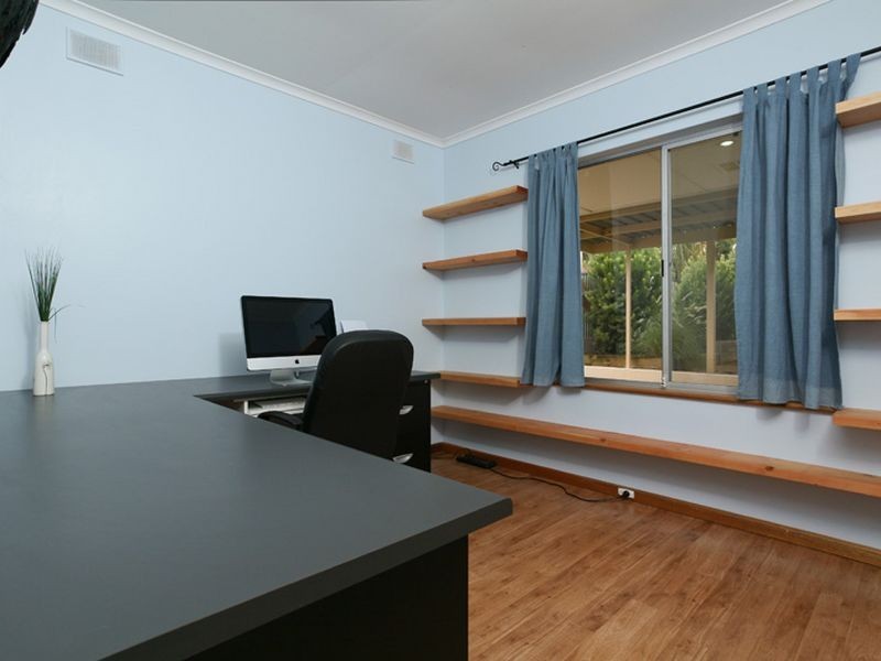 10 Klopper Street, Redwood Park SA 5097
