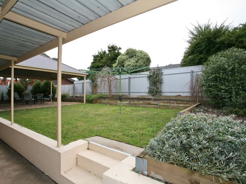 10 Klopper Street, Redwood Park SA 5097