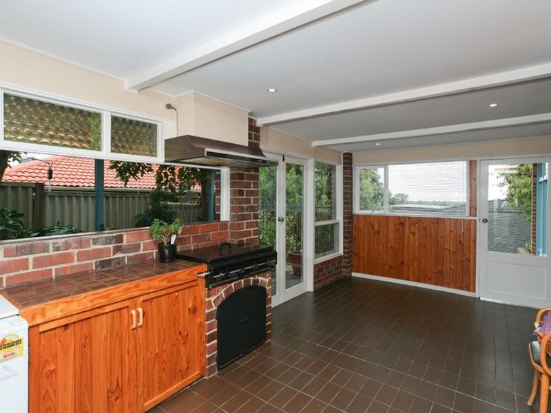 85 Target Hill Road, Salisbury Heights SA 5109